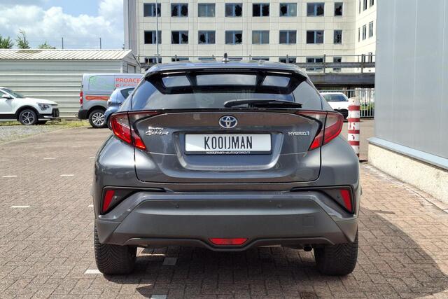Toyota C-HR 1.8 Hybrid Dynamic Adaptieve cruise control, achteruitrij camera, keyless, navigatie Apple Carplay/Android Auto, parkeersensoren, automaat!