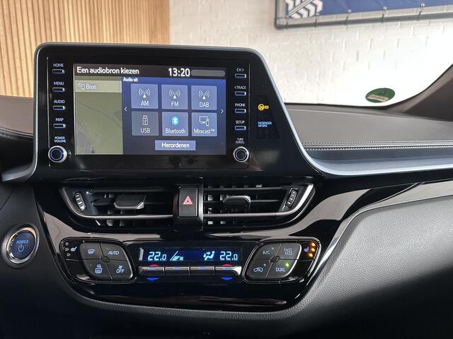 Toyota C-HR 2.0 Hybrid Dynamic Trekhaak | Camera | Stoelverwarming