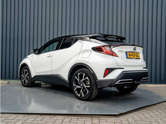 Toyota C-HR 2.0 Hybrid Bi-Tone | Dodehoek sensoren | Stuur&Stoel verw. | Parkeersensoren | Prijs Rijklaar!!