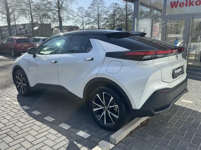 Toyota C-HR 1.8 Hybrid 140 First Edition Dodenhoekdetectie, Navigatie, Parkeersensoren V + A , All-in Rijklaarprijs