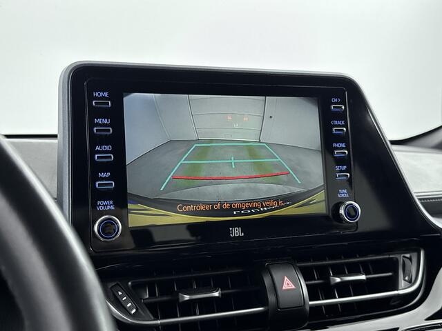Toyota C-HR 1.8 Hybrid Bi-Tone | NL-Auto | 18' Lichtmetalen velgen | Stoelverwarming | Navigatie | Apple Carplay -/ Android Auto |