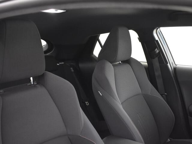 Toyota C-HR 1.8 Hybrid 140 Dynamic | All Seasons | Parkeersensoren V+A