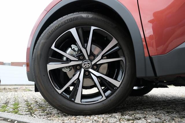 Toyota C-HR 5-deurs 1.8 Hybrid 140PK Dynamic Automaat