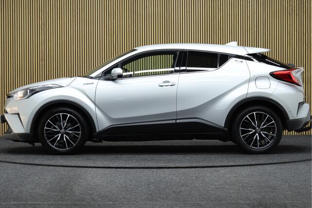 Toyota C-HR 1.8 Hybrid Style | Adaptive-cruise | Afneembare Trekhaak | Parkeerassistent | Camera | Clima | Navigatie | Keyless | Dodehoekdetectie