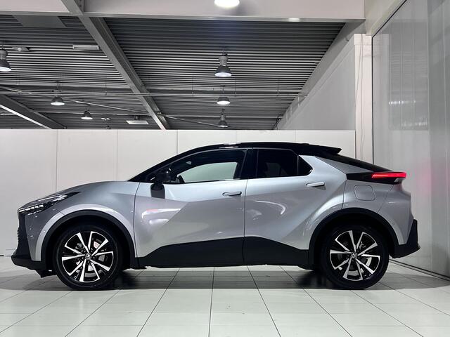 Toyota C-HR 1.8 Hybrid 140 First Edition | All season banden | 2 tone lak | Dealer onderhouden |