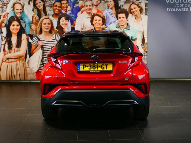 Toyota C-HR 2.0 Hybrid GR-Sport *1e eigenaar!* *Parkeerassistent* - Cruise, stoelverwarming, navi