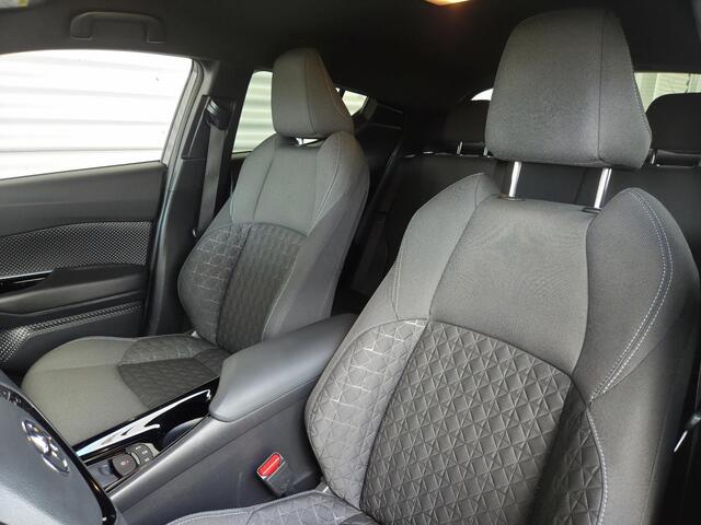 Toyota C-HR 2.0 Hybrid Style