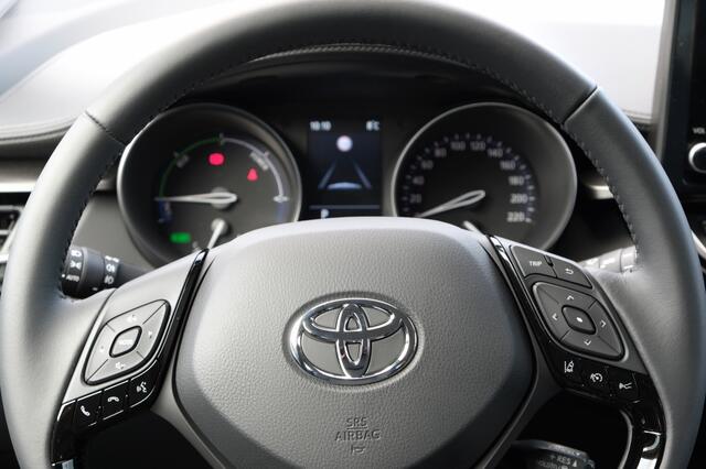 Toyota C-HR 2.0 Hybid 184PK Dynamic Automaat | Apple CarPlay / Android Auto