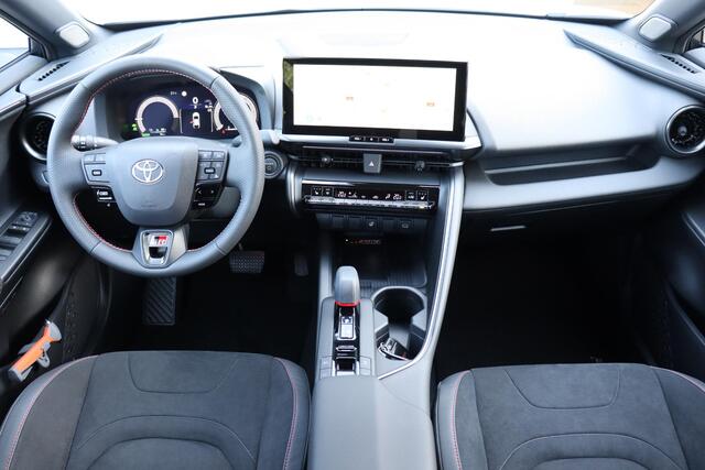 Toyota C-HR 2.0 Plug-in Hybrid 220 GR SPORT , 3500 voordeel!