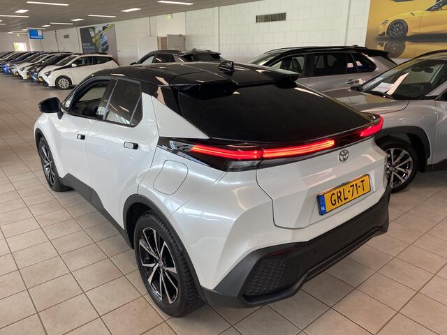 Toyota C-HR 1.8 Hybrid 140 First Edition | 360 graden camera |