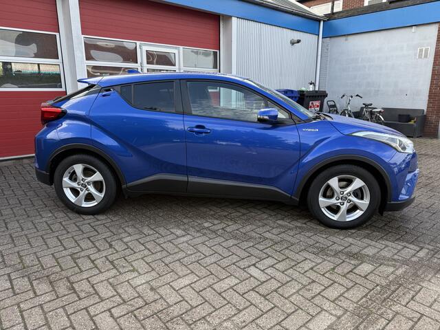 Toyota C-HR 1.8 Hybrid Dynamic | Navigatie | THR |