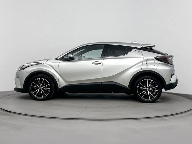 Toyota C-HR 1.8 Hybrid Executive Ultimate | NL-Auto | Parkeersensoren V+A | Navigatie | Cruise Control Adaptief | Lederen bekleding |