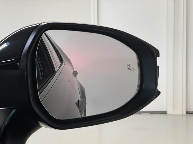 Toyota C-HR 1.8 Hybrid 140 Dynamic | Dodehoeksensor | LED | Camera | Licht/regen sensor |