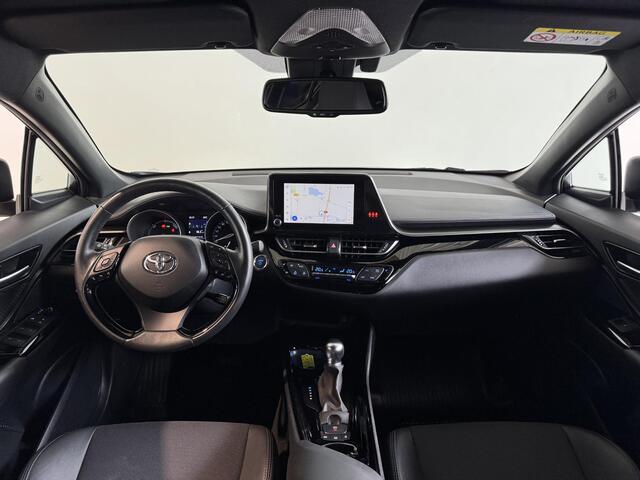 Toyota C-HR 1.8 Hybrid Bi-Tone | Carplay | Stoel/stuur verw. | Dodehoekdetectie | Keyless |
