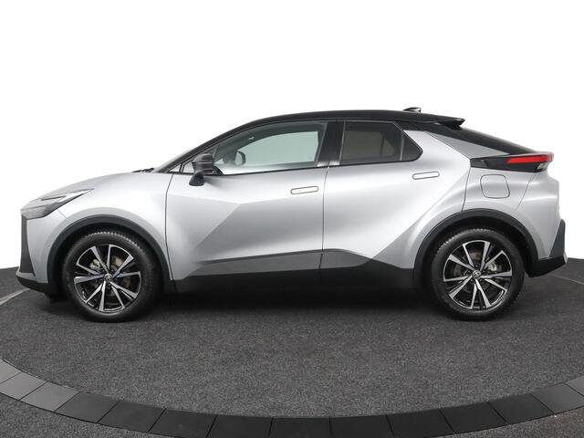 Toyota C-HR 1.8 Hybrid 140 First Edition | 360 graden camera | Apple Carplay/Android Auto | Elektrisch bedienbare achterklep |