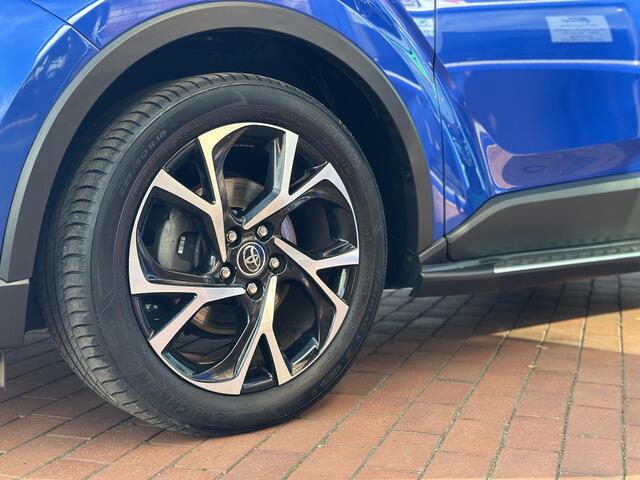 Toyota C-HR 1.2 Bi-Tone | Navi | Stoelverwarming