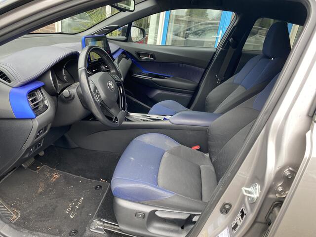 Toyota C-HR 1.8 Hybrid Bi-Tone