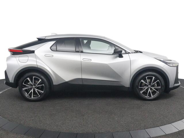 Toyota C-HR 2.0 Plug-in Hybrid 220 Dynamic | Stoelverwarming | Led Verlichting | Plug- in Hybride |