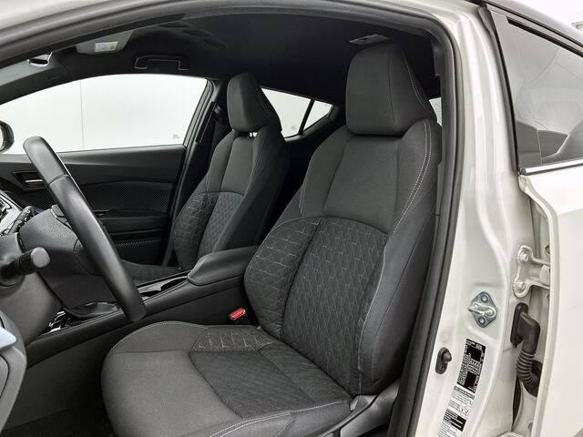 Toyota C-HR 1.8 Hybrid Bi-Tone | Navigatie | Stoelverwarming |