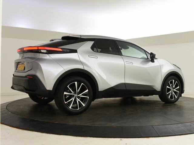 Toyota C-HR 1.8 Hybrid 140 Dynamic | PDC V+A | Allseasons |