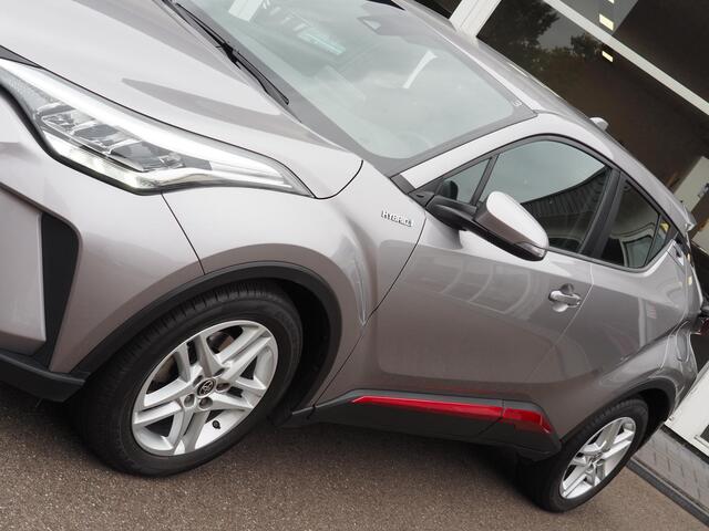 Toyota C-HR 1.8 Hybrid Active| Ad-Cruise| Camera| Apple/android auto Adap.cruise| Apple/Anriod auto| Camera