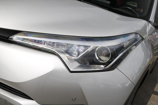 Toyota C-HR 1.8 Hybrid Executive