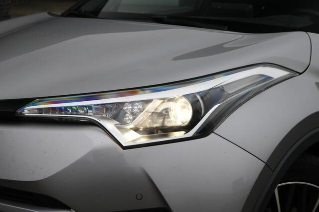 Toyota C-HR 1.8 Hybrid Style Premium Outdoor Pack
