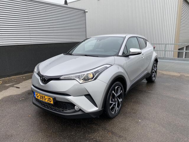 Toyota C-HR 1.2 Dynamic Nederlandse auto, Trekhaak 7-polig, stoelverwarming, navigatie, achteruitrij camera, adaptieve cruise control, keyless