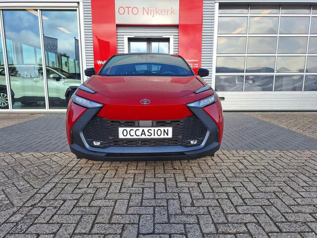 Toyota C-HR 1.8 Hybrid 140 Dynamic Bi-Tone met winterpack