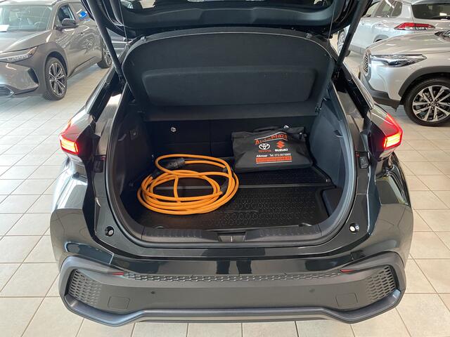 Toyota C-HR 2.0 Plug-in Hybrid 220 First Edition | 360 graden camera