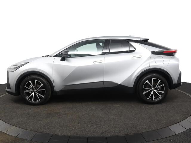Toyota C-HR 1.8 Hybrid 140 Dynamic | Adaptive Cruise Control | Apple Carplay | Android Auto | Achteruitrijcamera | Parkeersensoren | Keyless entry |