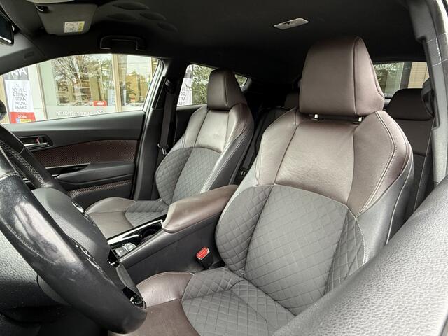 Toyota C-HR 1.8 Hybrid Premium | camera achter | metallic lak | cruise