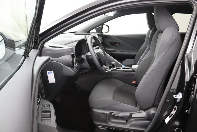 Toyota C-HR 1.8 Hybrid 140 Dynamic | Keyless Entry | Dodehoek Detectie | Navigatie | Parkeersensoren Rondom |