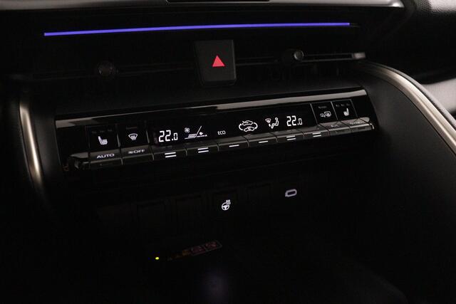 Toyota C-HR 2.0 Plug-in Hybrid 220 Executive | Nieuw uit voorraad leverbaar |