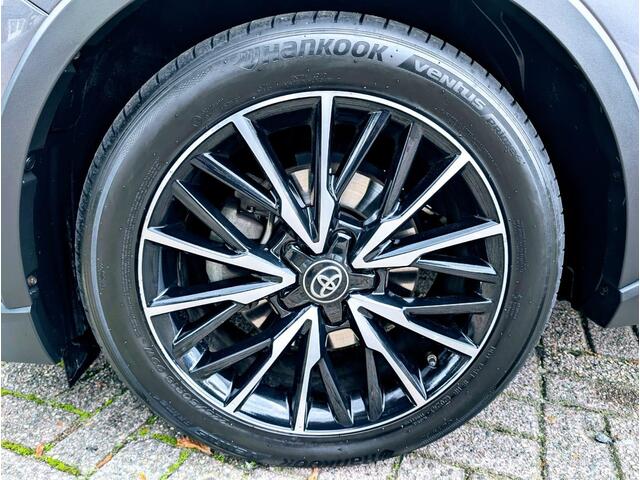 Toyota C-HR 1.8 Hybrid Bi-Tone Plus All-in prijs!