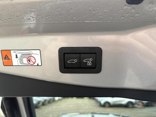 Toyota C-HR 1.8 Hybrid 140 First Edition