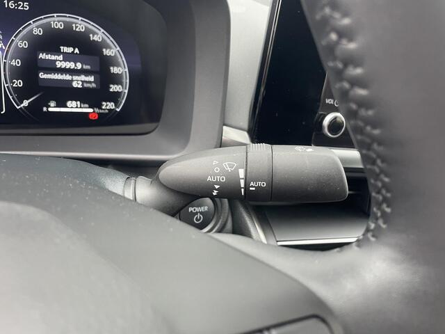 Toyota C-HR 2.0 Plug-in Hybrid 220 Dynamic