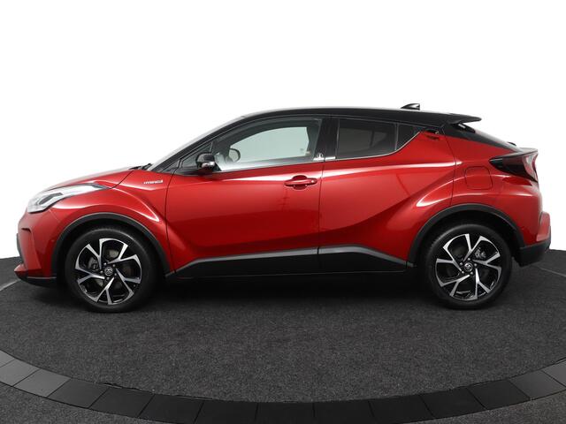 Toyota C-HR 1.8 Hybrid Bi-Tone Plus | Apple Carplay/Android Auto | Parkeersensoren | Stoel/Stuurverwarming |