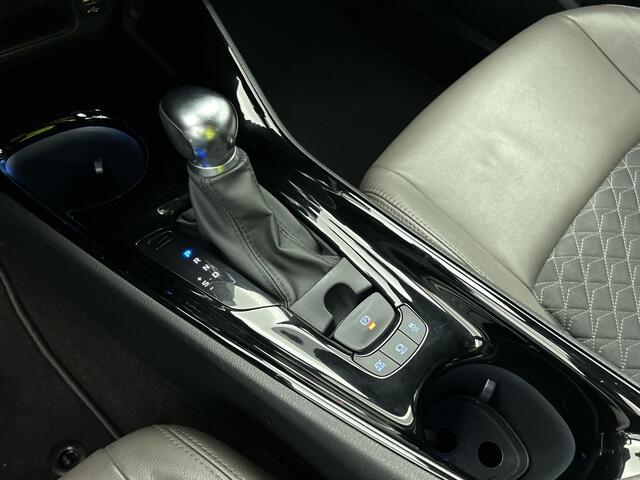 Toyota C-HR 2.0 Hybrid Launch Edition | Trekhaak | Navigatie | LED Matrix | JBL Audio |