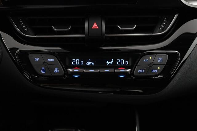 Toyota C-HR 1.8 Hybrid Dynamic |zeer lage km stand | Keyless | Parkeercamera en Sensoren achter |