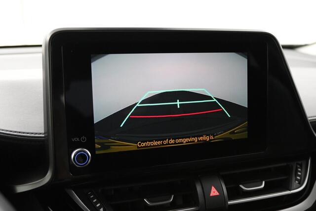 Toyota C-HR 1.8 Hybrid Dynamic |zeer lage km stand | Keyless | Parkeercamera en Sensoren achter |