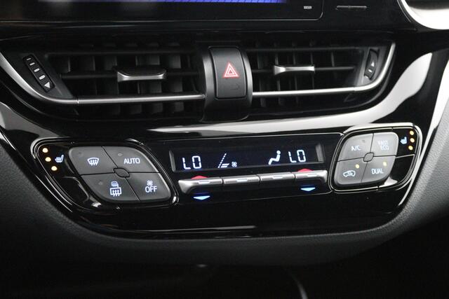 Toyota C-HR 1.8 Hybrid Style | Navigatie | Stuur en stoelverwarming | Parkeersensoren |