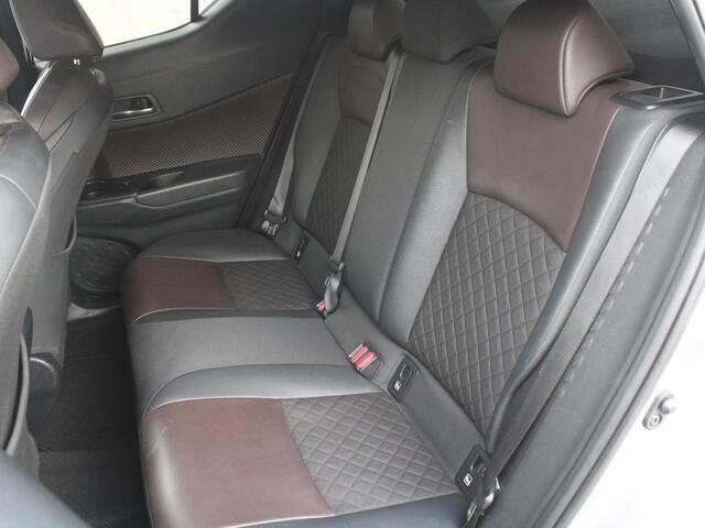 Toyota C-HR 1.8 Hybrid Executive | NAVIGATIE | ACHTERUITRIJCAMERA | CRUISE CONTROL ADAPTIEF |