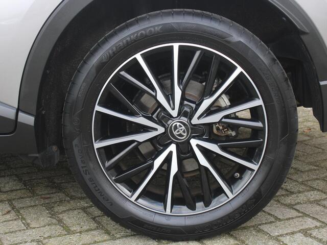 Toyota C-HR 1.8 Hybrid Executive | NAVIGATIE | ACHTERUITRIJCAMERA | CRUISE CONTROL ADAPTIEF |
