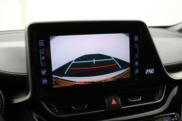 Toyota C-HR 1.8 Hybrid Dynamic | Stoelverwarming | Parkeercamera | Keyless| Navigatie |