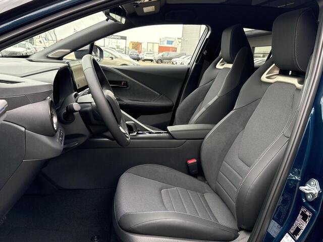 Toyota C-HR 2.0 Plug-in Hybrid 220 Executive **NIEUWE AUTO/ DIRECT LEVERBAAR**