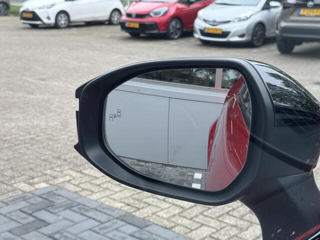 Toyota C-HR 1.8 Hybrid 140 First Edition Dodenhoekdetectie, Navigatie, Parkeersensoren V + A , All-in Rijklaarprijs