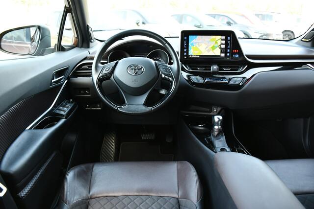 Toyota C-HR 1.8 Hybrid Executive Ultimate Automaat 122pk | Dodehoekdetectie | PDC vóór- & achter | LED-koplampen | Dealer-onderhouden |