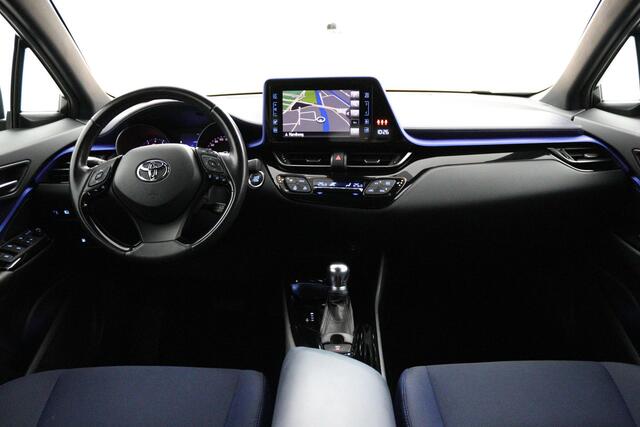 Toyota C-HR 1.2 Bi-Tone | Navigatie | Stoelverwarming | Keyless |