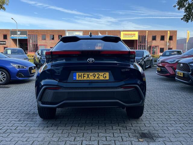 Toyota C-HR 2.0 Plug-in Hybrid 220 First Edition